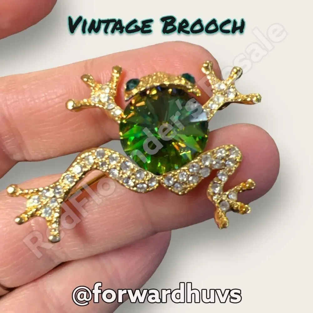 Vintage Rhinestone Frog Brooch - Highly Collectible!